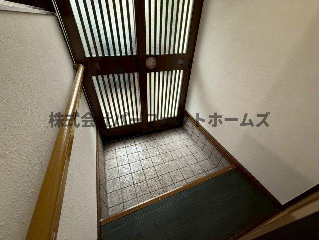 星丘1丁目テラスの玄関|落ち着いた玄関です
