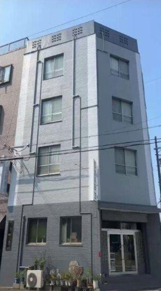 大阪市西区九条南４丁目の事務所の外観