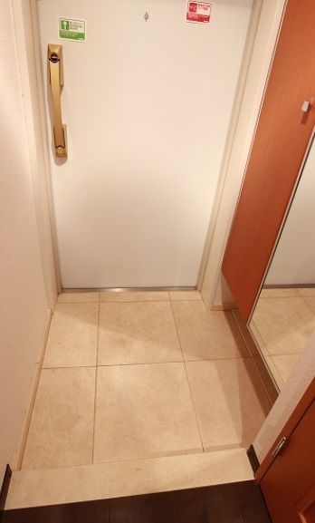 ステージファースト本駒込Ⅱの玄関