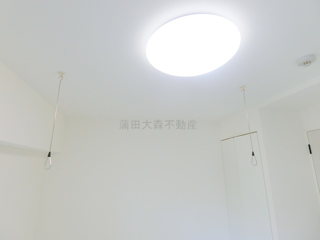 エストゥルース羽田の設備|室内物干し