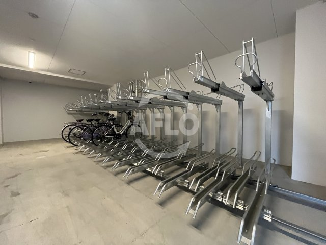 アルティザ江坂のその他共用部分|アルティザ江坂　駐輪場