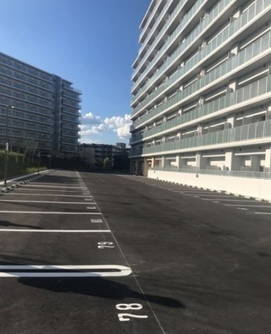 パークナードフィット津雲台の駐車場