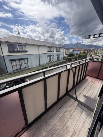 福岡市南区老司５丁目のアパートのバルコニー