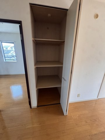 福岡市南区老司５丁目のアパートの収納