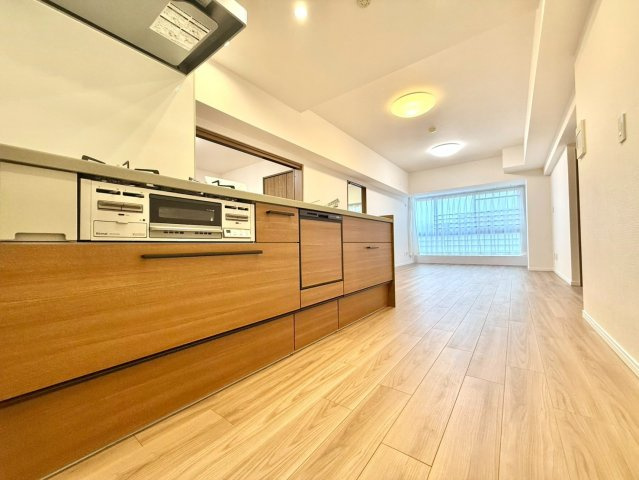 新山下ベイシティ第６号棟のその他|清潔感あふれる内装と機能性を兼ね備え、毎日の家事を心地よく支えます。