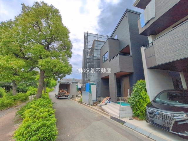 《仲介手数料無料》南区白幡６丁目1367-5新築一戸建て