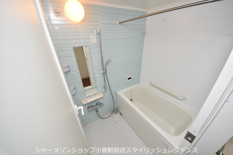 ミーナ原町の浴室