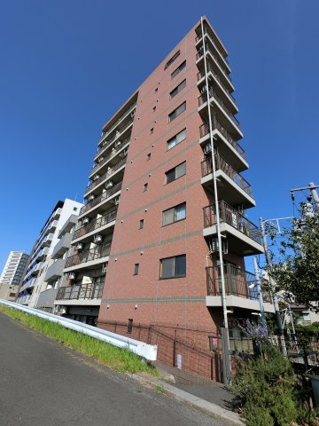 ヤサカハイム市川の外観