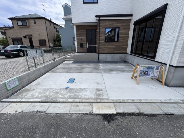 流山市鰭ヶ崎新築戸建【鰭ヶ崎小学校:7分】の駐車場|駐車スペース・並列2台駐車可