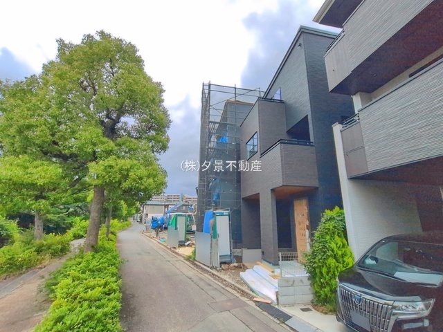 《仲介手数料無料》南区白幡６丁目1367-5新築一戸建て