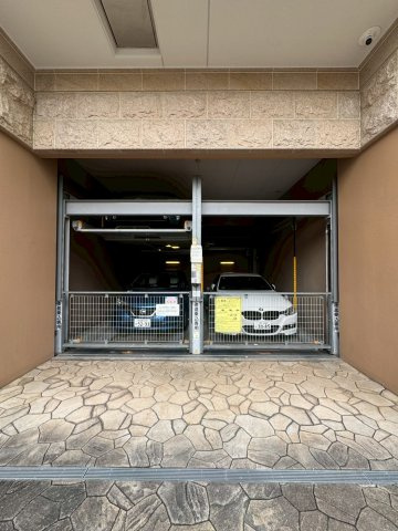 プレサンス新栄デコール　名古屋市賃貸　仲介手数料無料の駐車場