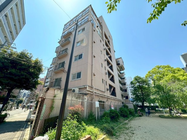 成光マンションの外観