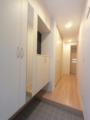 【玄関】 | 大和 Ⅰ | 玄関内部