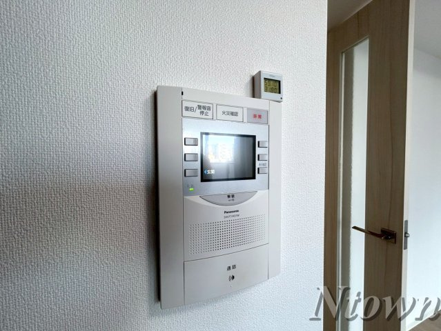 【セキュリティ】 | ディアレイシャス矢場町 | モニター付きインターフォンです