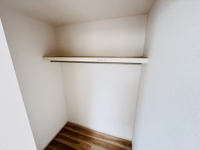 流山市東深井新築戸建【東深井小学校:10分】の収納|8.7帖寝室・ウォークインクローゼット