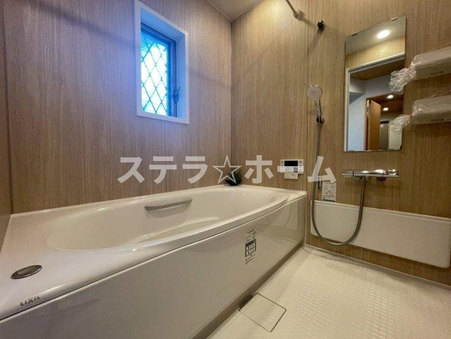 服部南町5 中古戸建の浴室|お風呂で日々の疲れを落としましょう