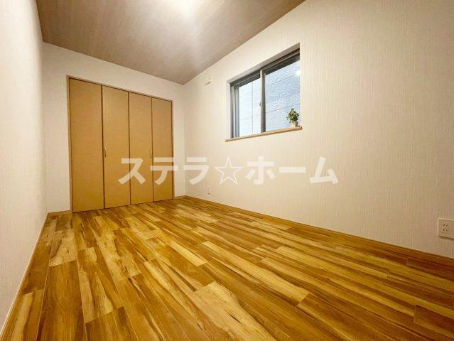 服部南町5 中古戸建の洋室|きれいな洋室です