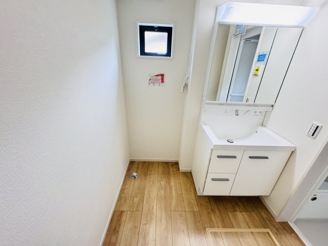 流山市江戸川台東４丁目新築戸建【江戸川台小学校:8分】のランドリースペース|洗濯機置き場