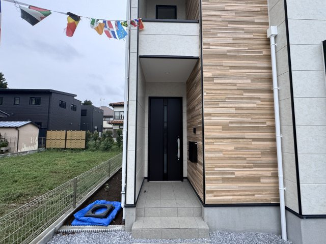 流山市江戸川台東４丁目新築戸建【江戸川台小学校:8分】のエントランス|エントランス・玄関ポーチ