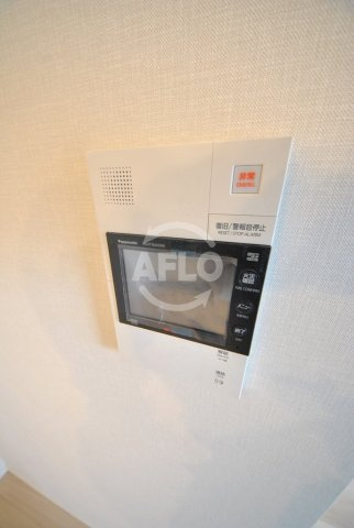 ブランズタワー・ウェリス心斎橋SOUTHのセキュリティ|ブランズタワー・ウェリス心斎橋SOUTH　TVモニター付きインターホン