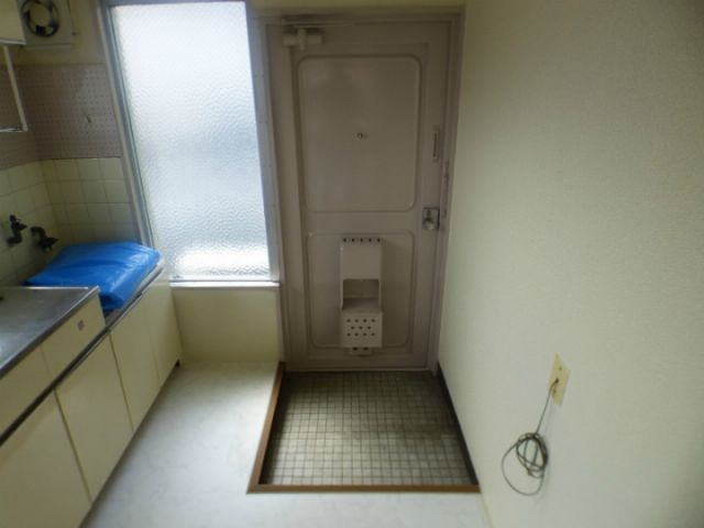 シャトー御影の玄関