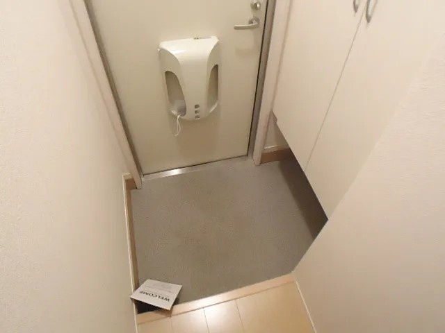 オーパスの玄関