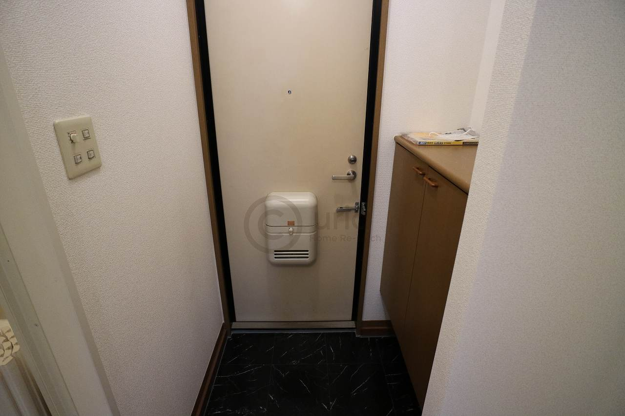 ジュネス住吉の玄関
