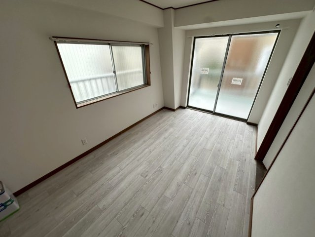 H2天城通の居間・リビング