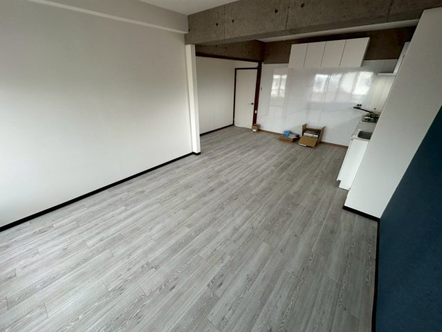 H2天城通の居間・リビング