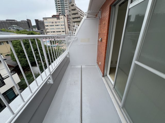 サンハイツ元町のバルコニー