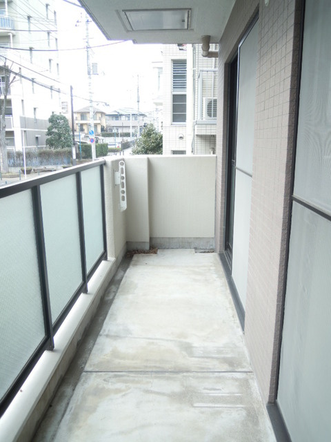 ＤＥＥＲ　ＣＯＵＲＴ壱番館のバルコニー