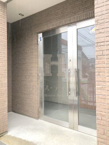 【エントランス】 | ボヴィ・ガーデン | 毎日通るエントランスはこのようになっています