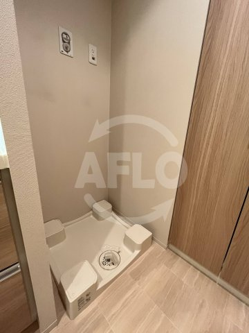 阿波座ライズタワーズフラッグ46　ＯＭＰタワー　本田小学校区の洗面所|阿波座ライズタワーフラッグ46　ＯＭＰタワー　室内洗濯機置き場