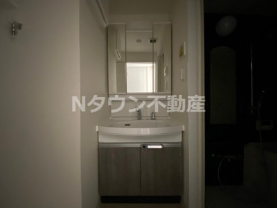 【独立洗面台】 | プレサンスNAGOYA覚王山 | 朝の身支度には欠かせない独立洗面化粧台