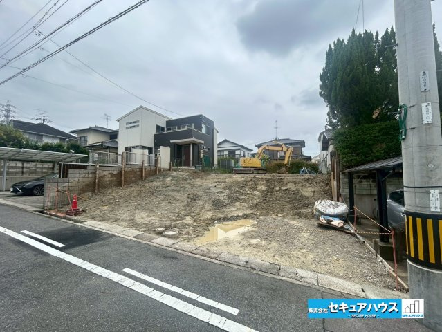 【同施工物件ご案内可能】愛知郡東郷町御岳一丁目　全2棟の前面道路含む現地写真|事前予約にて現地ご見学いただけます！お気軽にお問い合わせください♪
■株式会社　セキュアハウス　豊明支店■
住宅ローンに強く、知識、経験豊富なスタッフ在籍
お客様に寄り添い、ご成約後もサポート致します