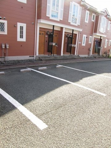 オランダ村Ｅの駐車場|駐車場