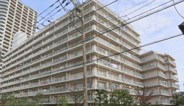 コスモ川口サンスクエアの外観|【令和8年8月下旬完成予定！新規リノベーション】◆JR京浜東北線『川口』駅徒歩9分の好立地！周辺施設充実で生活利便性高◎総戸数133戸のビックコミュニティ・管理人住み込み