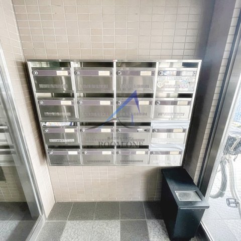 シュプレーム東金町のその他共用部分|集合ポストです。
