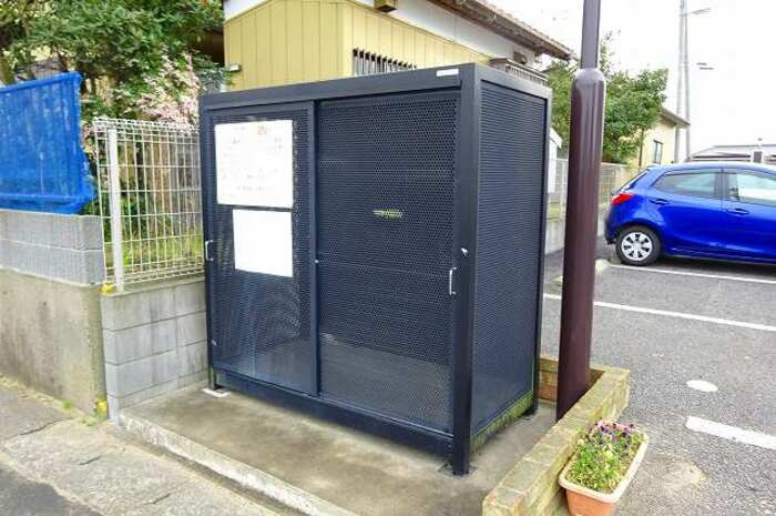 ポートスクエア　Ｃのその他共用部分|ゴミストッカー