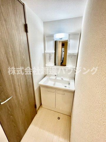 西楠の里町貸家の洗面所