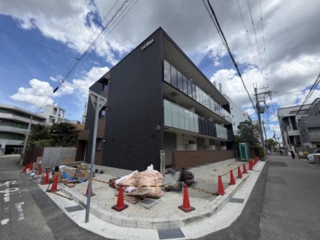 尼崎市武庫之荘２丁目のアパートの駐車場