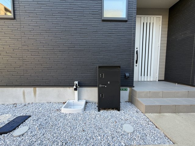 りとあみる小松町の庭