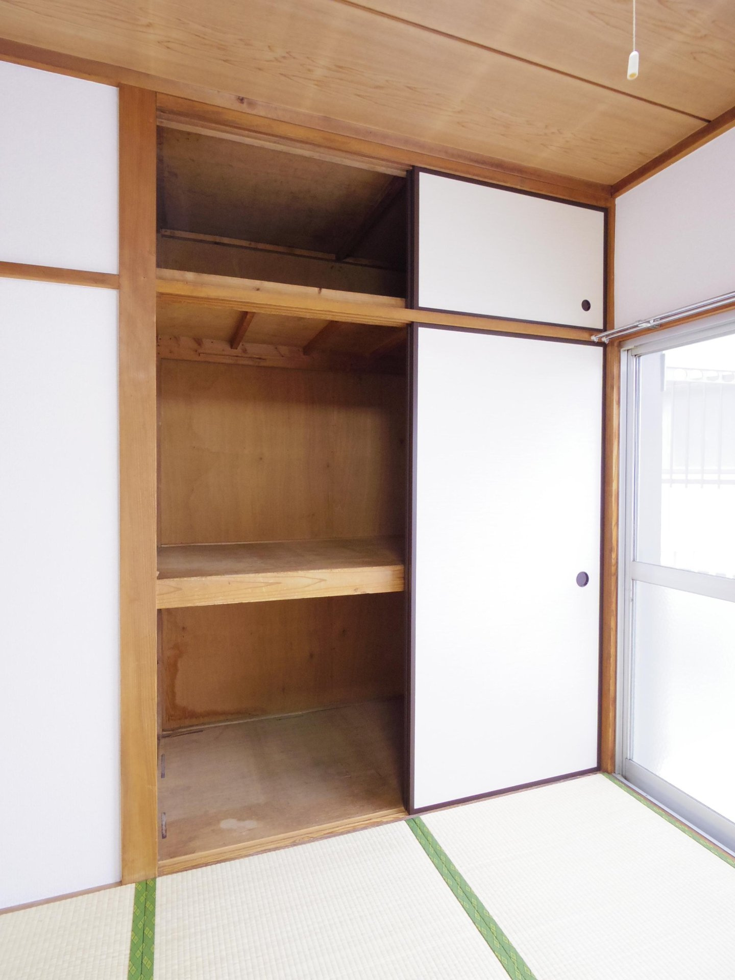 秋津戸建の収納