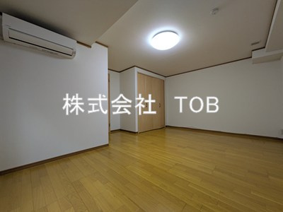 【居間・リビング】 | ジブリィ三鷹  | 洋室8.6帖