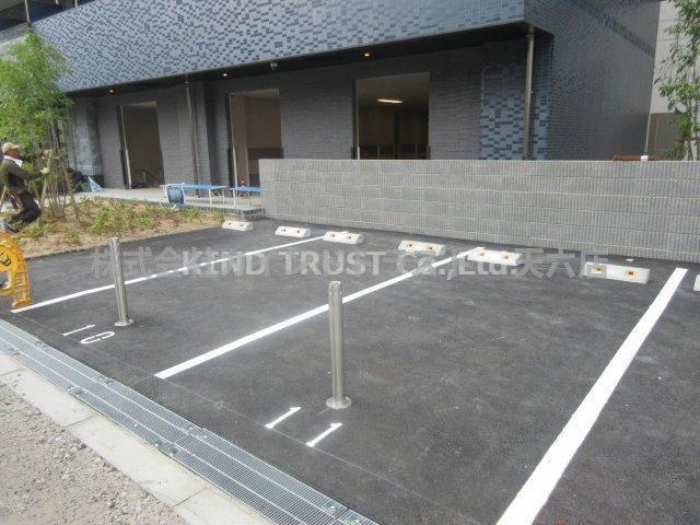 プレサンス梅田北ディアの駐車場|駐車場完備です