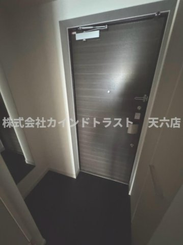 プレサンス梅田北ディアの玄関|落ち着いた玄関です