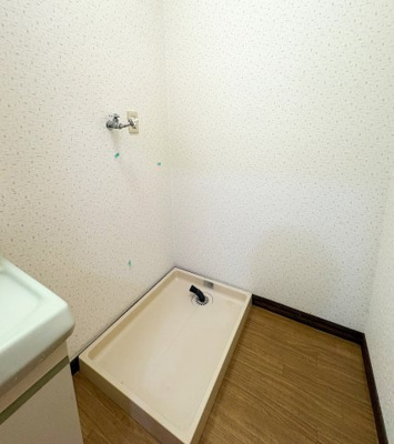 【設備】 | サンパレス | 室内洗濯機置き場