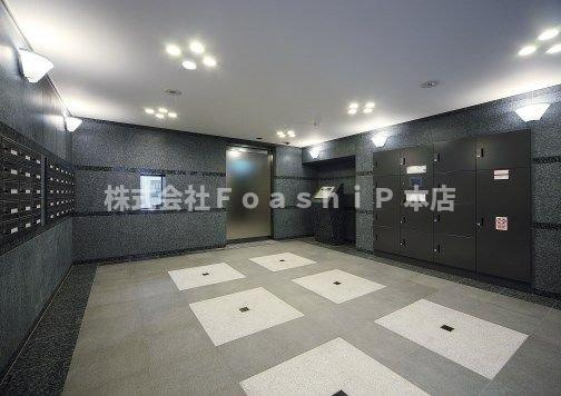 ルーブル西早稲田弐番館のロビー