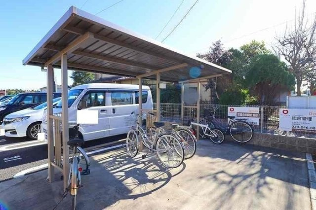 ピアヒルズ桜ヶ丘　Ｄのその他共用部分|駐輪場です