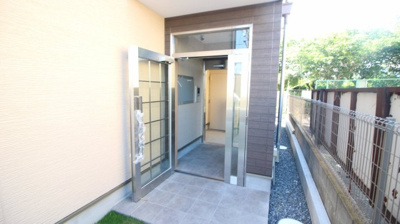 【エントランス】 | キニスム東五百住町3丁目